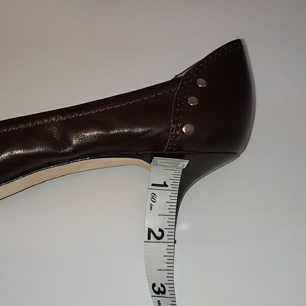 Michael Kors Vintage Astor Leather Studs Kitten Pumps Chocolate Brown 6 With Box - Picture 15 of 17